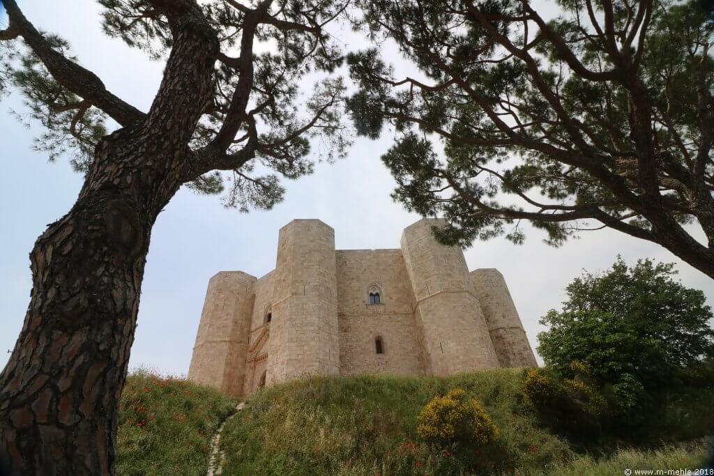 Apulien , Castel del Monte